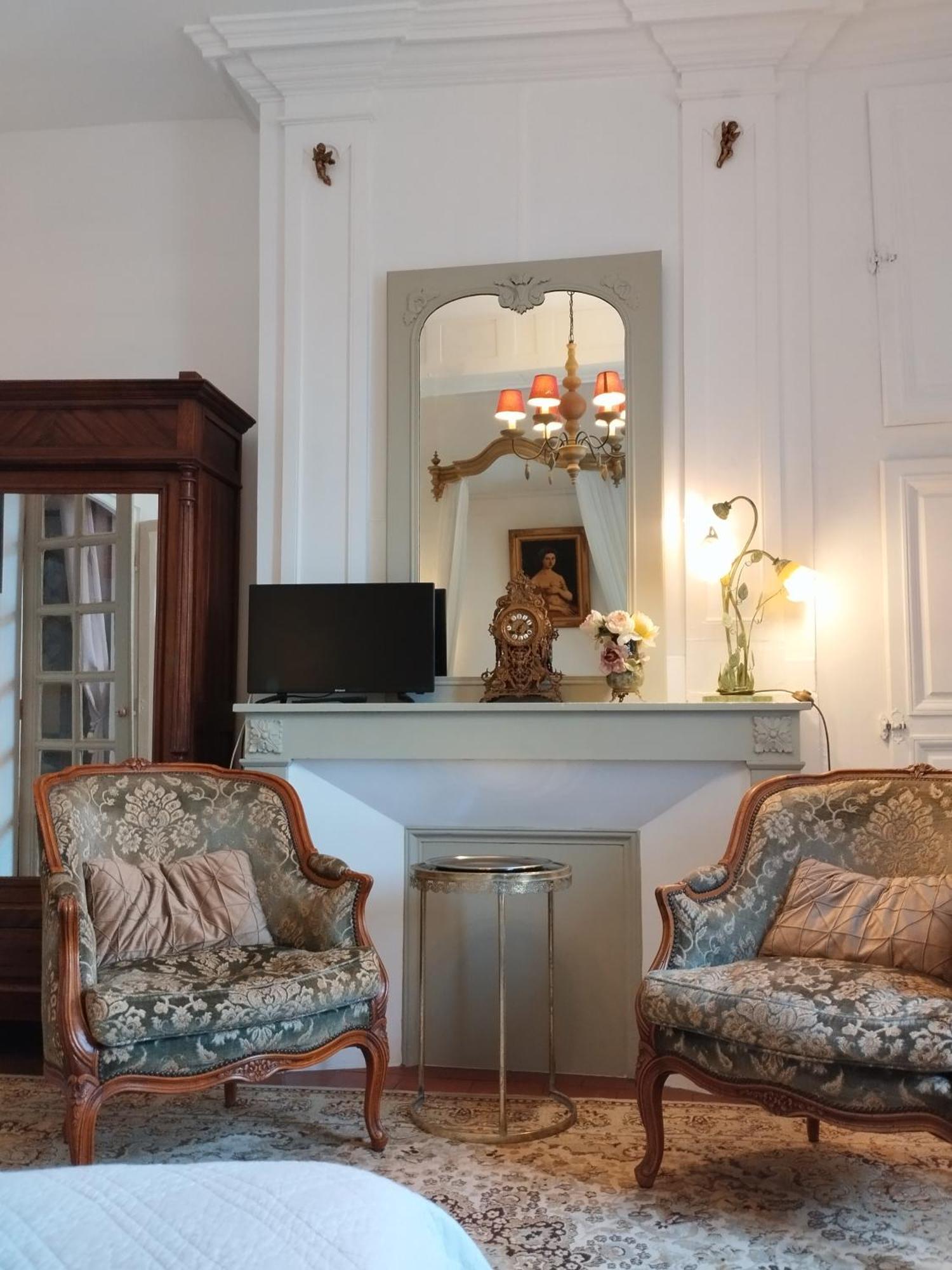 Appart hôtel Le Logis De Saint Cyr